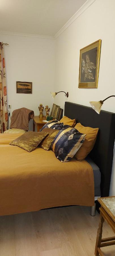 Pilane B&B Langekarr Bagian luar foto